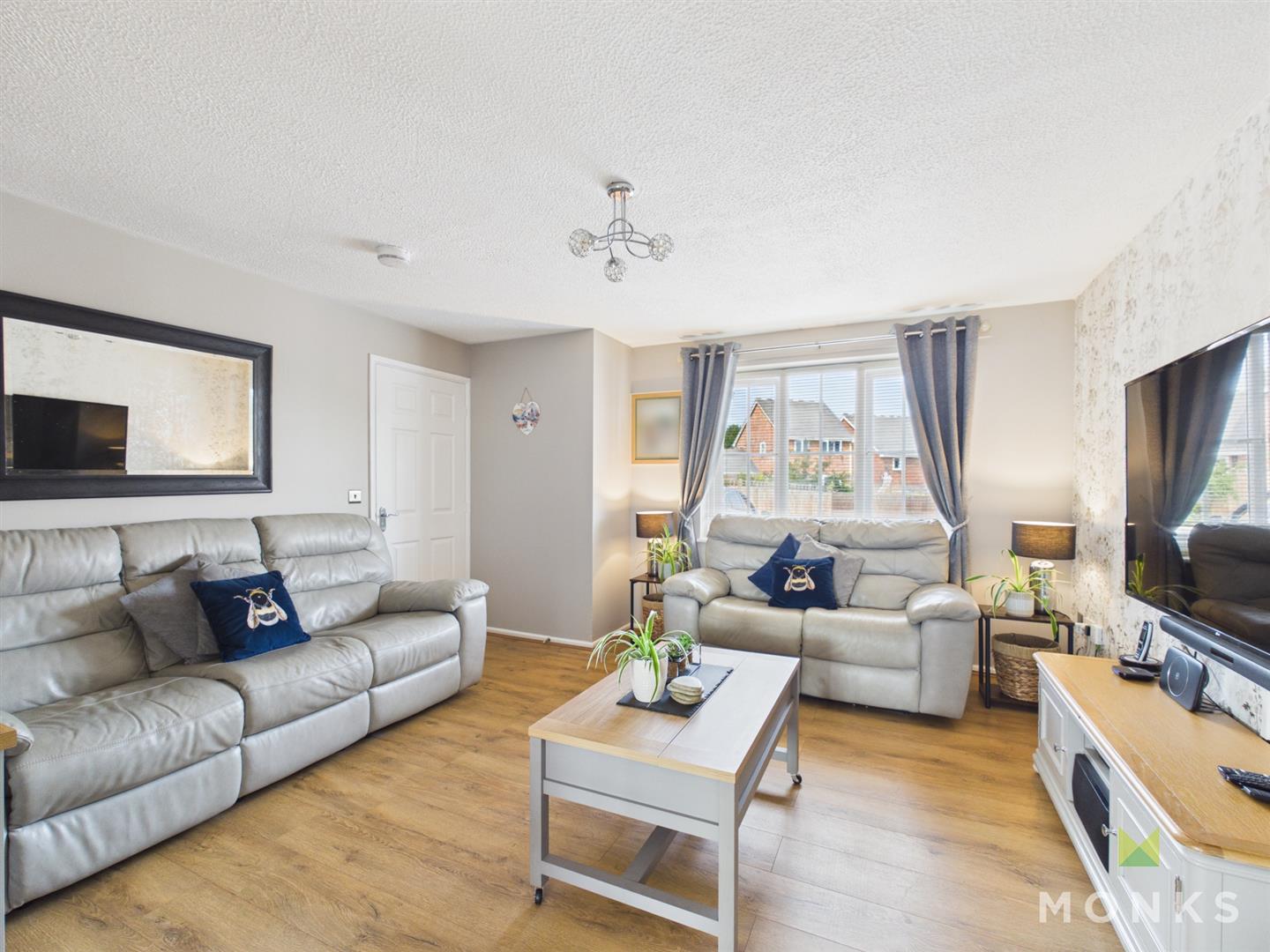 25 Llwyn Perthi, Arddleen, SY22 6QX For Sale